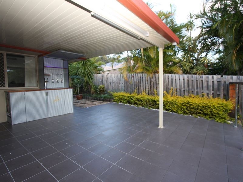 2 Rushworth Court, Arundel QLD 4214