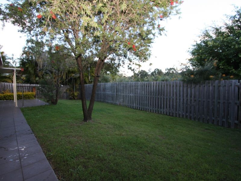 2 Rushworth Court, Arundel QLD 4214