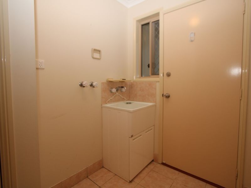 2 Rushworth Court, Arundel QLD 4214