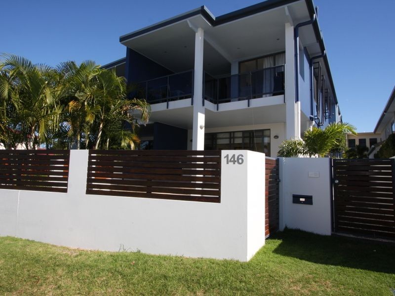 2/146 The Esplanade, Paradise Point QLD 4216