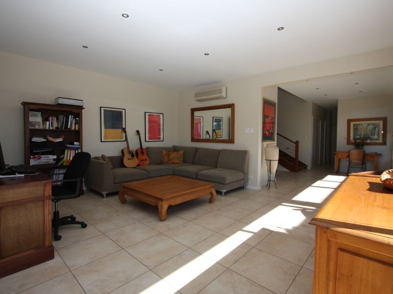 2/146 The Esplanade, Paradise Point QLD 4216
