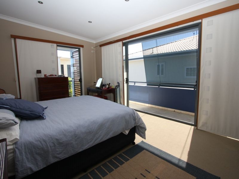 2/146 The Esplanade, Paradise Point QLD 4216