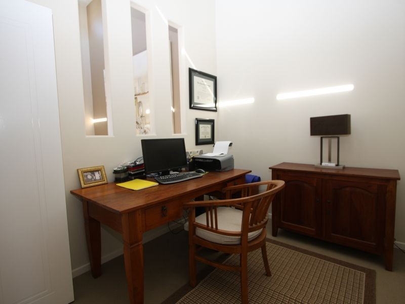 2/146 The Esplanade, Paradise Point QLD 4216