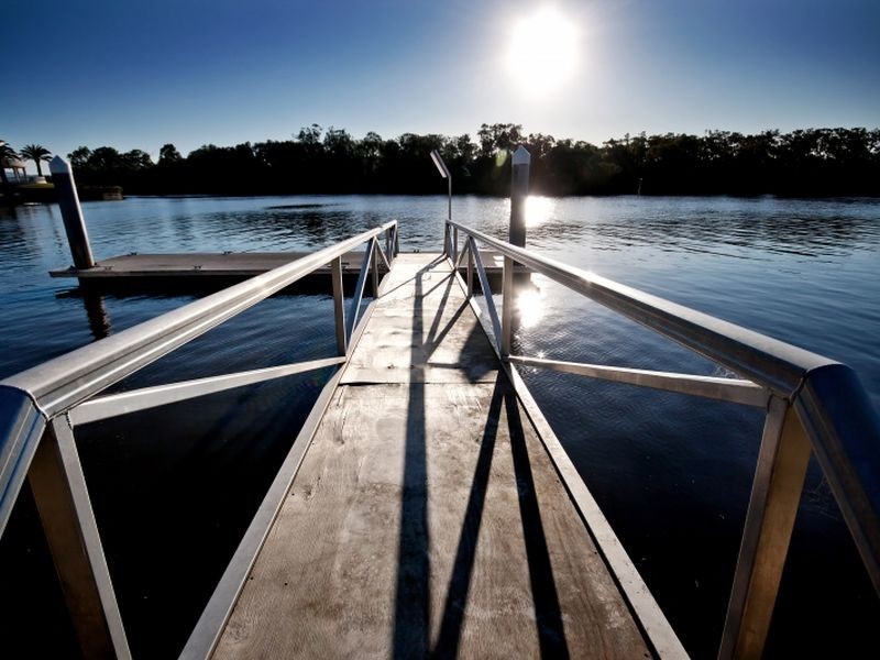 1675 Riverdale Drive, Hope Island QLD 4212