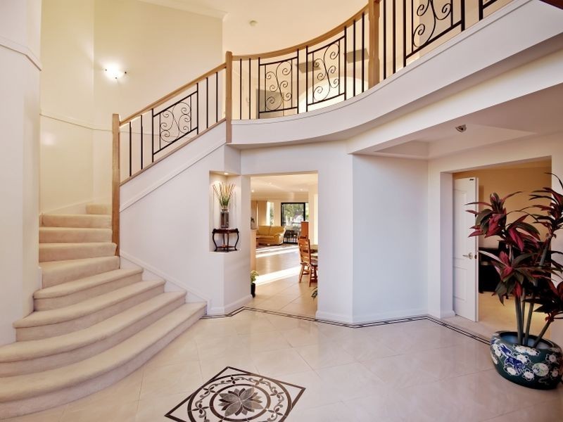 1675 Riverdale Drive, Hope Island QLD 4212