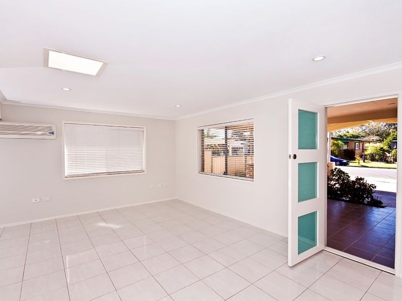 24 Tarni Street, Coombabah QLD 4216