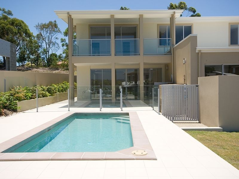 8012A Vista Drive Royal Pines, Benowa QLD 4217