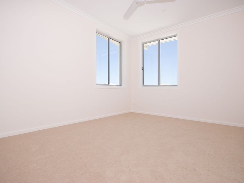 8012A Vista Drive Royal Pines, Benowa QLD 4217