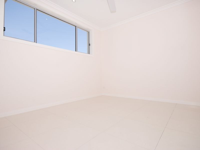 8012A Vista Drive Royal Pines, Benowa QLD 4217