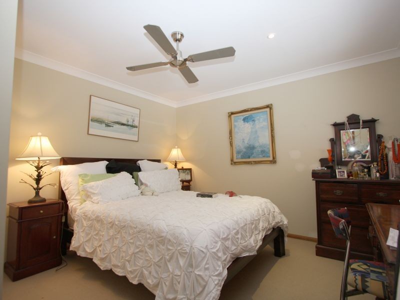 46 Buliti Street, Hope Island QLD 4212
