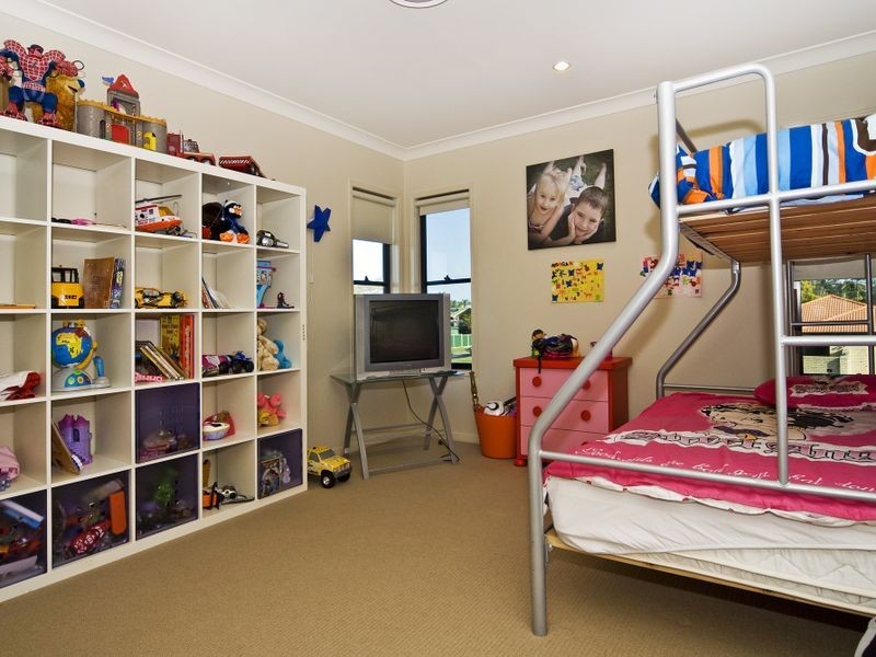 1 Tradewinds Avenue, Paradise Point QLD 4216