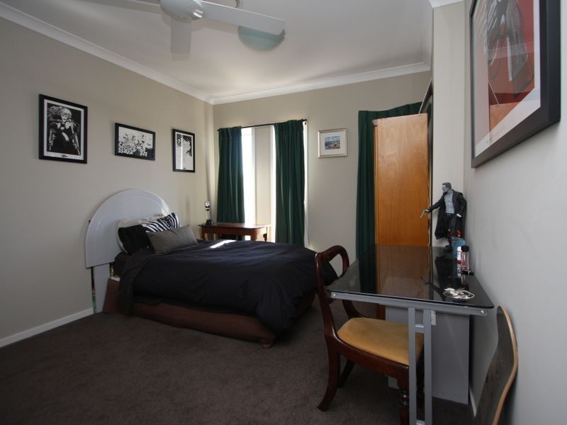 39 Harbourvue Court, Helensvale QLD 4212