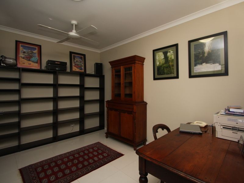 39 Harbourvue Court, Helensvale QLD 4212