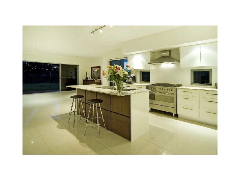 Hope Island QLD 4212