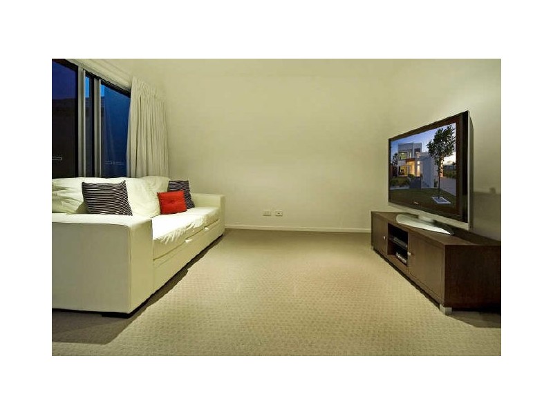 Hope Island QLD 4212