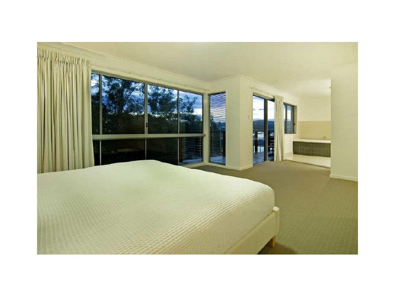 Hope Island QLD 4212