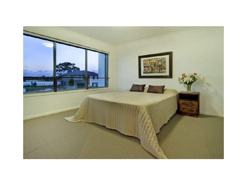 Hope Island QLD 4212