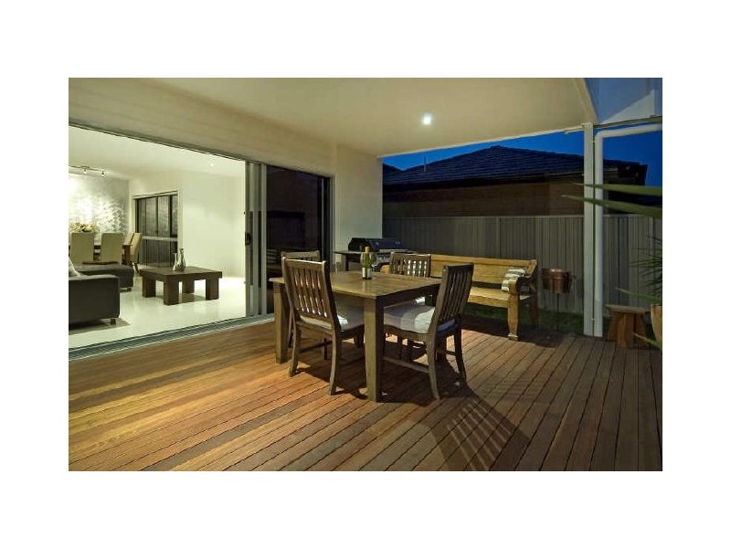 Hope Island QLD 4212