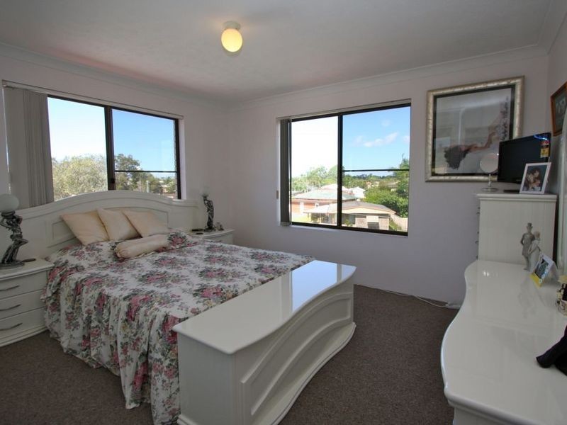 6/57 Milton Avenue, Paradise Point QLD 4216