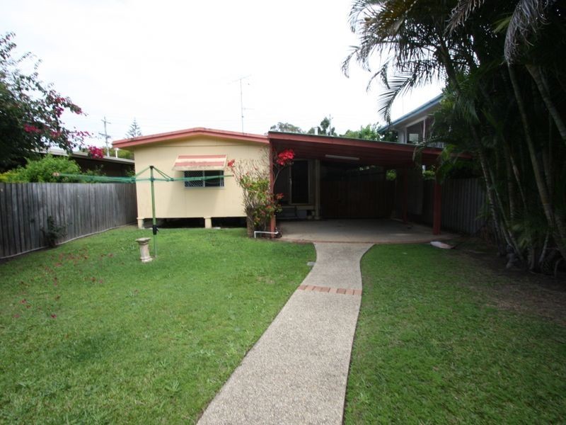 11 Nevenia Street, Labrador QLD 4215