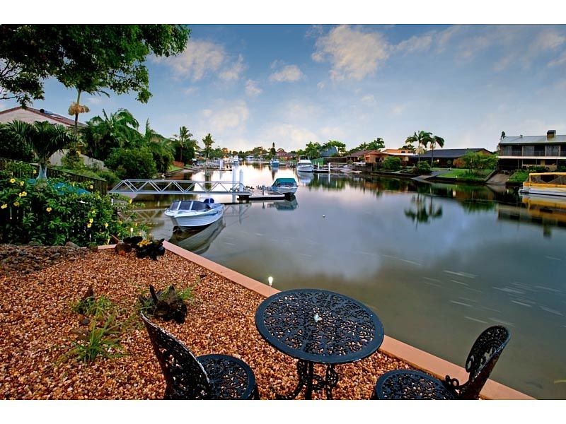 4 Balboa Court, Hollywell QLD 4216