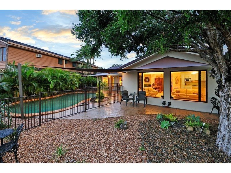 4 Balboa Court, Hollywell QLD 4216