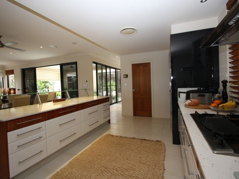 15 King Charles, Sovereign Islands QLD 4216