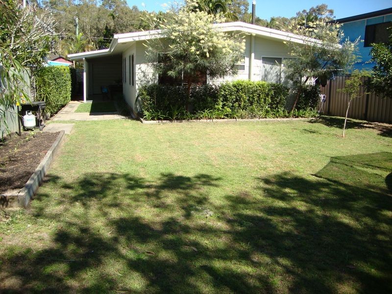 50 Nalkari Street, Coombabah QLD 4216