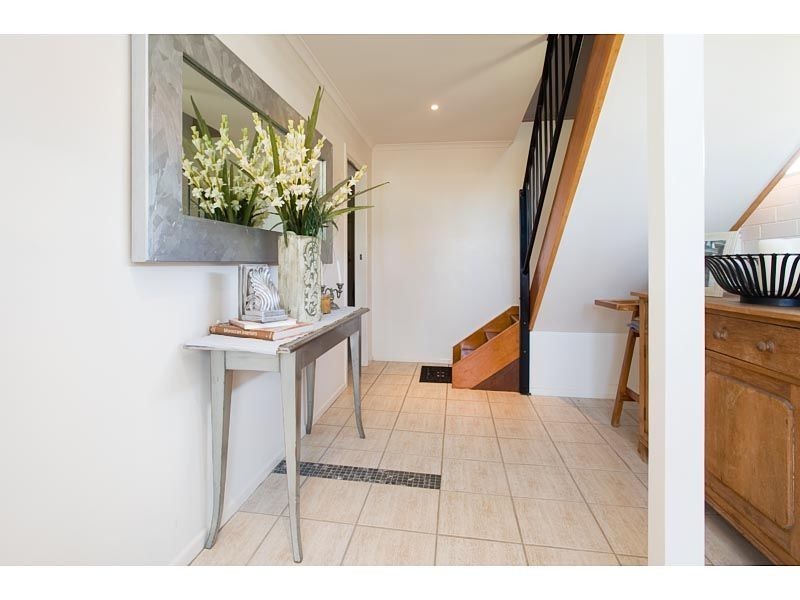 102 The Esplanade, Paradise Point QLD 4216