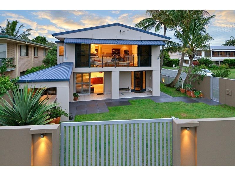 102 The Esplanade, Paradise Point QLD 4216