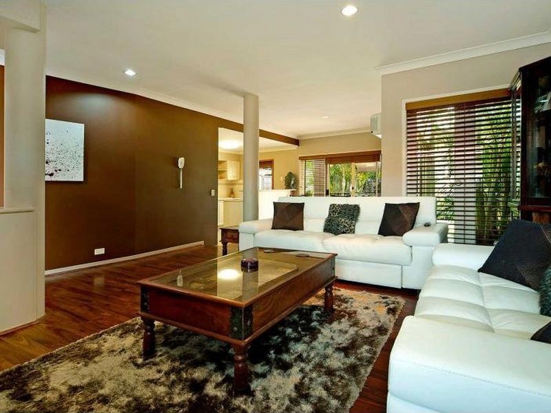 8102 Magnolia Gardens Court, Hope Island QLD 4212