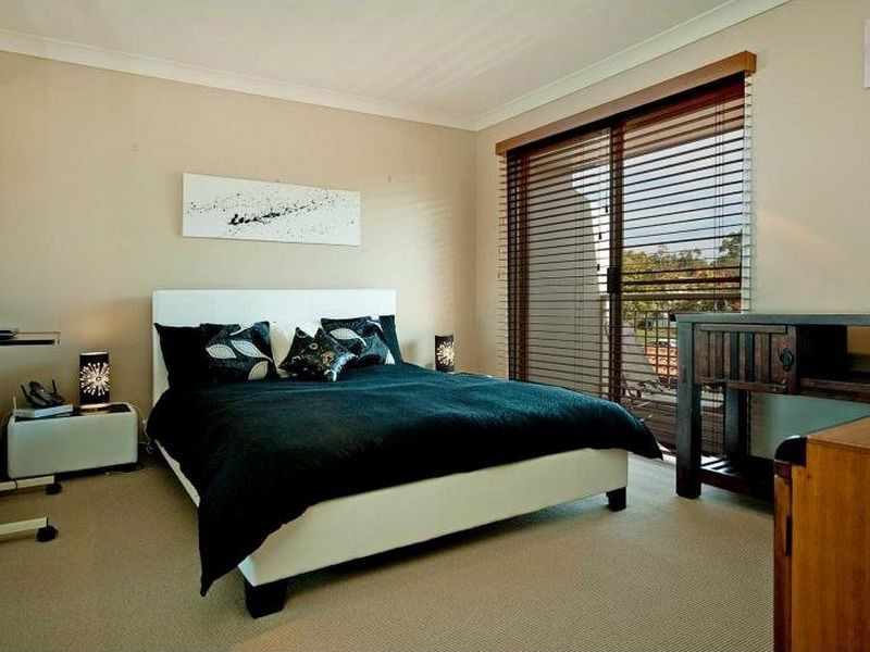 8102 Magnolia Gardens Court, Hope Island QLD 4212