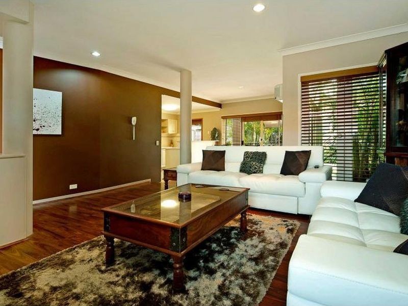 8102 Magnolia Gardens Court, Hope Island QLD 4212