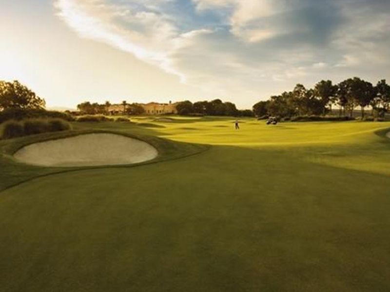 8102 Magnolia Gardens Court, Hope Island QLD 4212