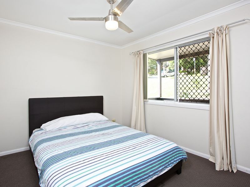 21 Akoonah Street, Hope Island QLD 4212