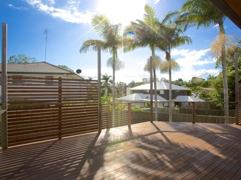 21 Akoonah Street, Hope Island QLD 4212