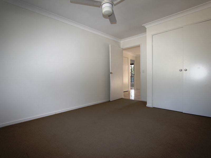 2/13 Pamela Court, Labrador QLD 4215