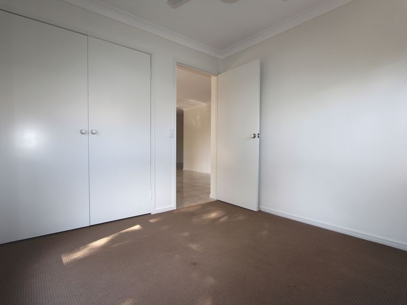 2/13 Pamela Court, Labrador QLD 4215