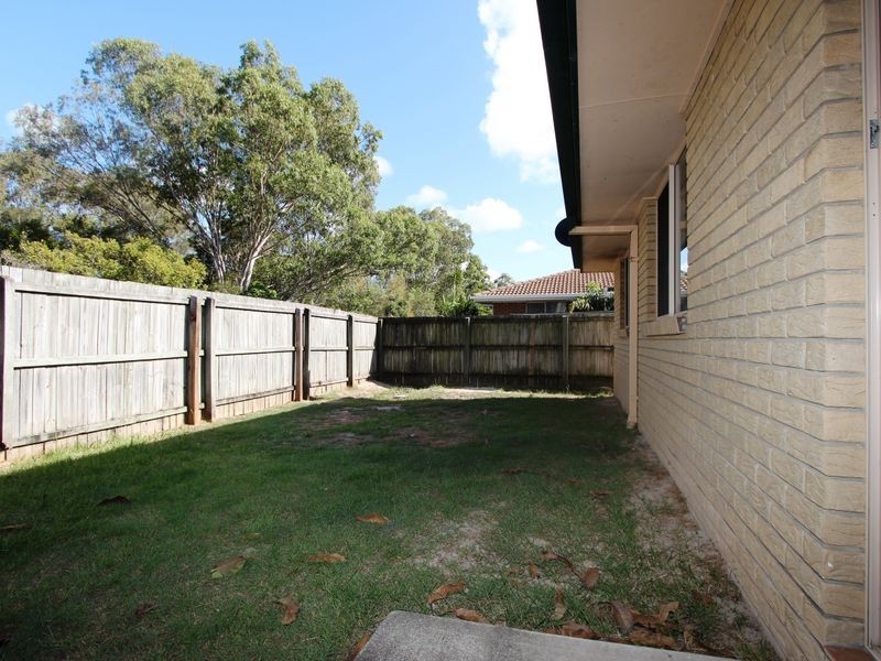 2/13 Pamela Court, Labrador QLD 4215
