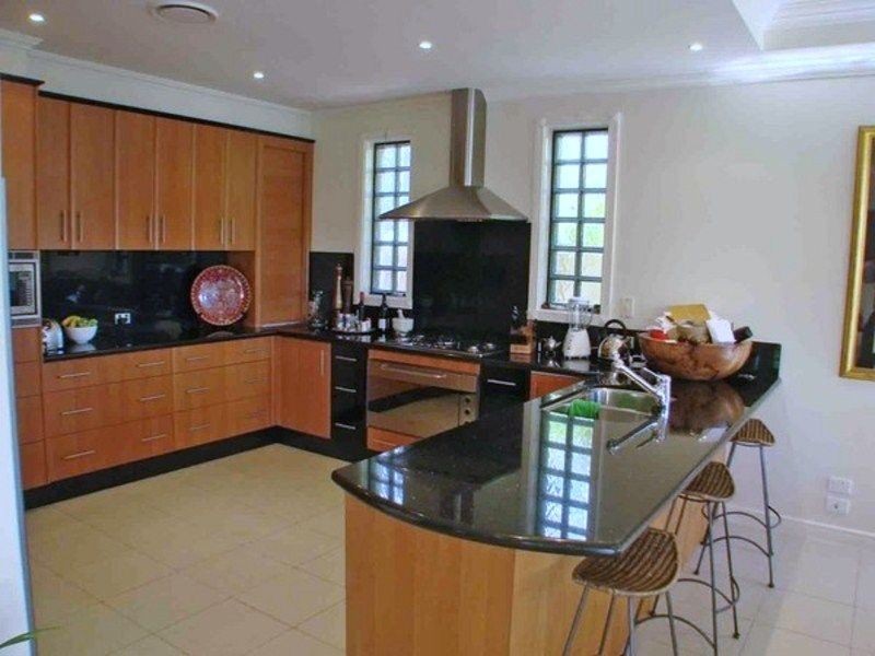 1 Kensington Mews, Sovereign Islands QLD 4216