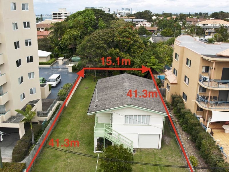 6 Burrows Street, Biggera Waters QLD 4216