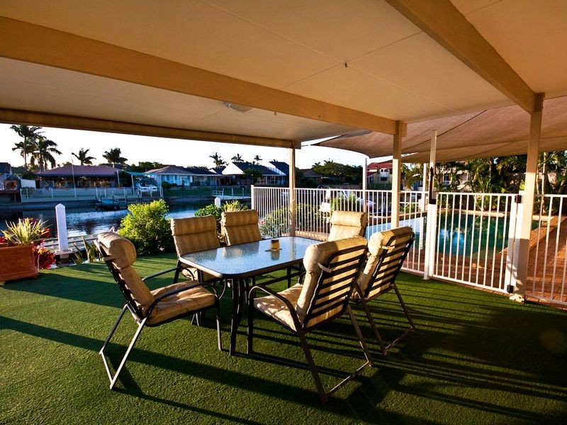 12 Marco Polo Place, Hollywell QLD 4216