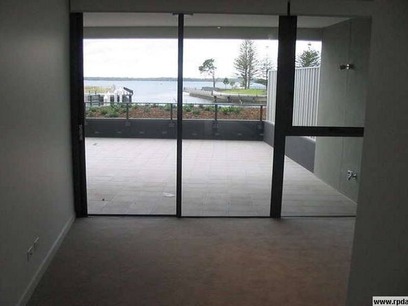 3101/323 Bayview Street, Hollywell QLD 4216