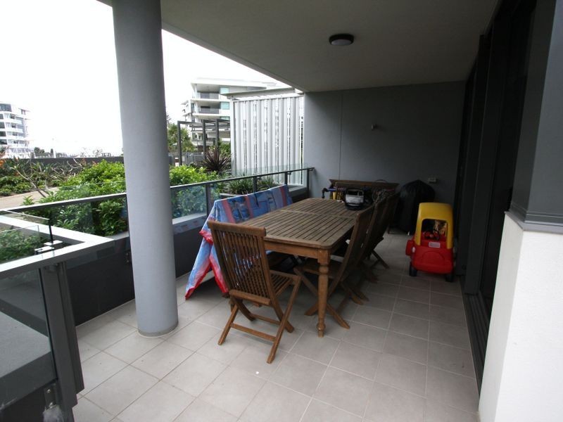 3101/323 Bayview Street, Hollywell QLD 4216