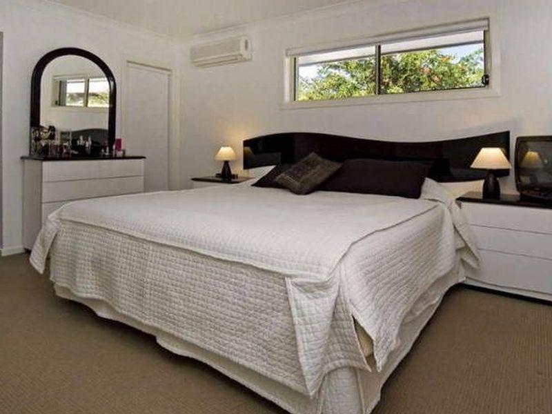 Paradise Point QLD 4216