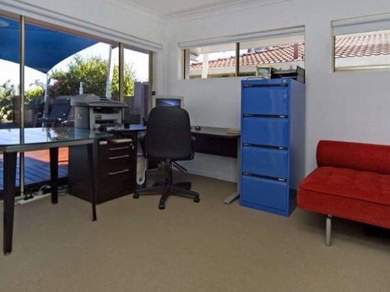 Paradise Point QLD 4216
