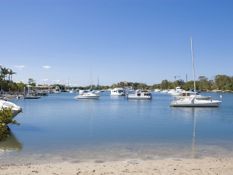 Paradise Point QLD 4216