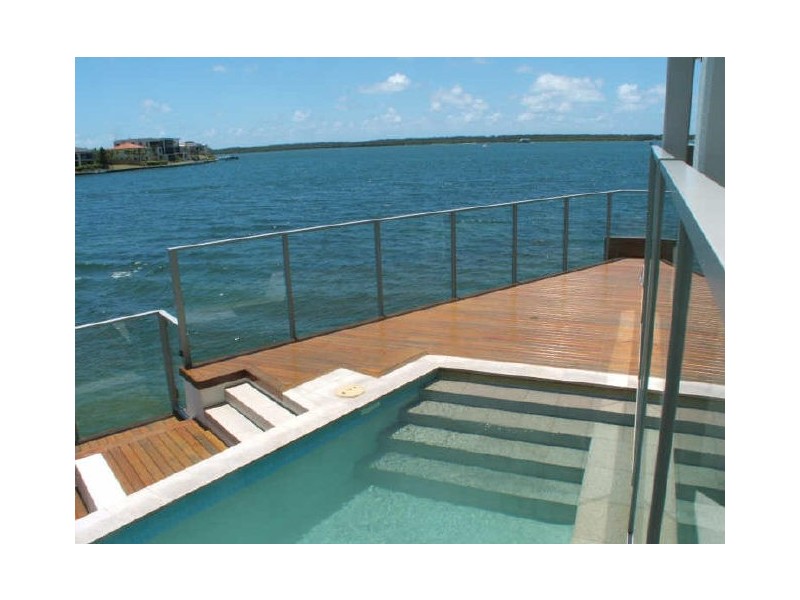 Paradise Point QLD 4216