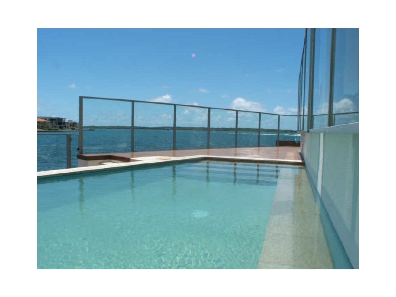 Paradise Point QLD 4216