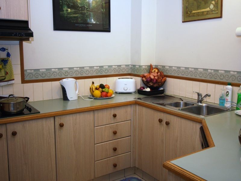 2/14 Jennifer Avenue, Runaway Bay QLD 4216